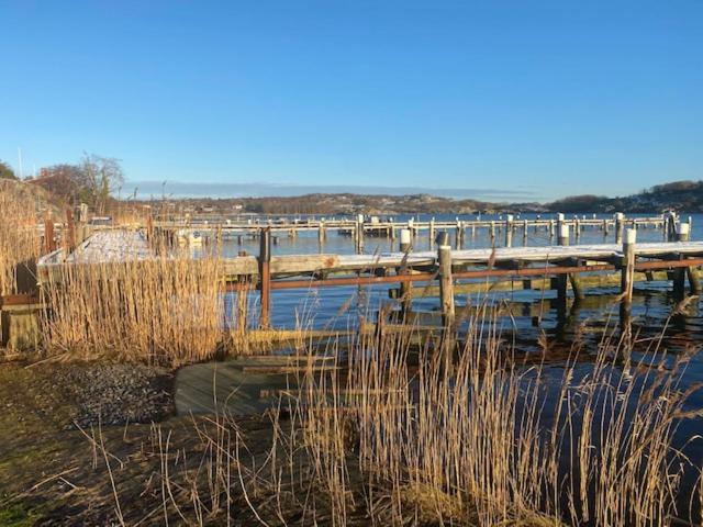 Mycket Trevlig Stuga Pa Braennoe Med Havsutsikt Branno Eksteriør billede